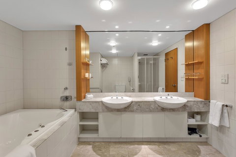 Stamford Plaza Adelaide - Kalgoorlie Accommodation 20