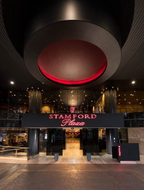 Stamford Plaza Adelaide - Kalgoorlie Accommodation 1