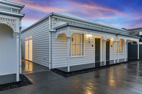 Aloha Central Luxury Apartments - Kalgoorlie Accommodation 21