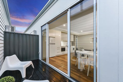 Aloha Central Luxury Apartments - Kalgoorlie Accommodation 28