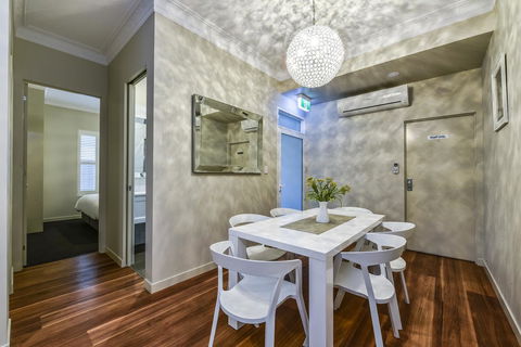 Aloha Central Luxury Apartments - Kalgoorlie Accommodation 17