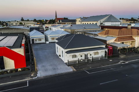 Aloha Central Luxury Apartments - Kalgoorlie Accommodation 7
