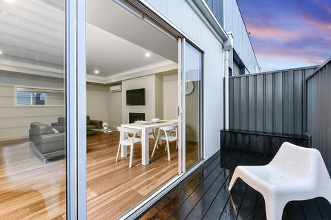 Aloha Central Luxury Apartments - Kalgoorlie Accommodation 25
