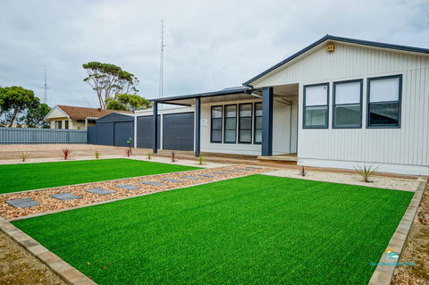 Breakaway Moonta Bay - Kalgoorlie Accommodation 2