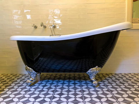 Inglenook Cottage - Kalgoorlie Accommodation 4