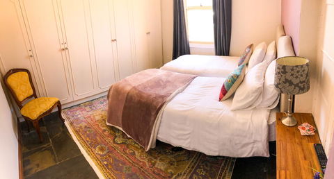 Inglenook Cottage - Kalgoorlie Accommodation 24