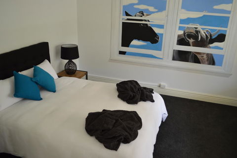 Two Cow Cottage Bed & Breakfast - Kalgoorlie Accommodation 23