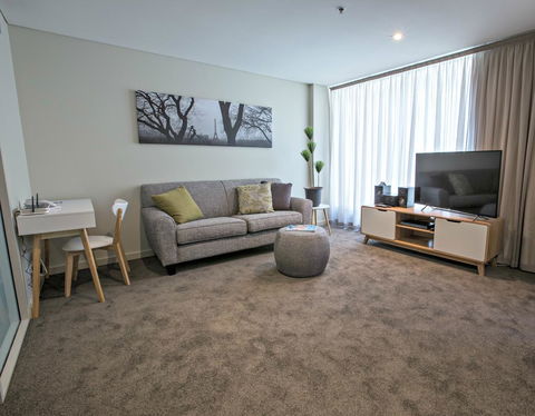 Adelaide DressCircle Apartments - North Terrace - Kalgoorlie Accommodation 23