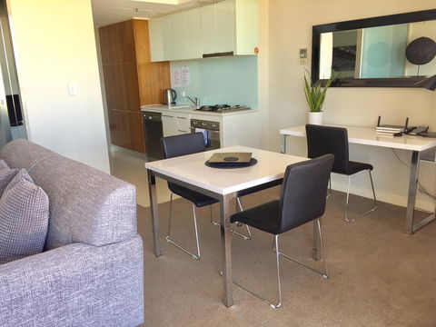 Adelaide DressCircle Apartments - North Terrace - Kalgoorlie Accommodation 15