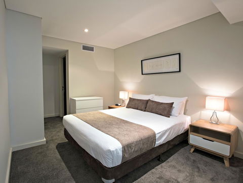 Adelaide DressCircle Apartments - North Terrace - Kalgoorlie Accommodation 24