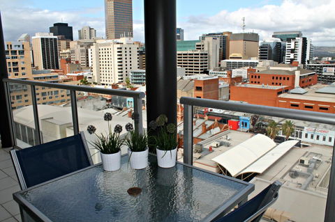 Adelaide DressCircle Apartments - North Terrace - Kalgoorlie Accommodation 25