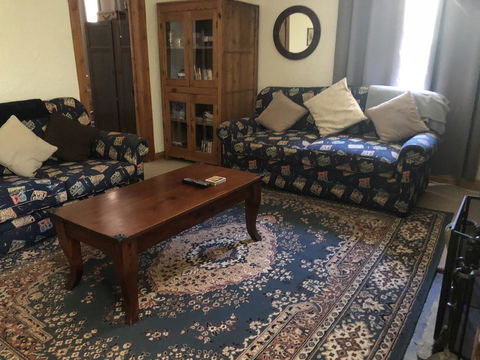 Blyth Cottage Burra - Kalgoorlie Accommodation 12