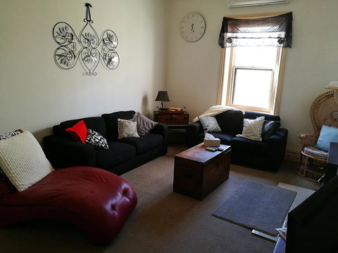 Hilda Anna's - Kalgoorlie Accommodation 28