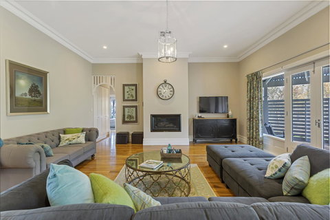 Grandview Accommodation - The Elm Tree Apartments - Kalgoorlie Accommodation 16