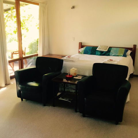STUDIO ECHUNGA Adelaide Hills - Kalgoorlie Accommodation 8