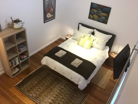 Smiths Lake House - Kalgoorlie Accommodation 13