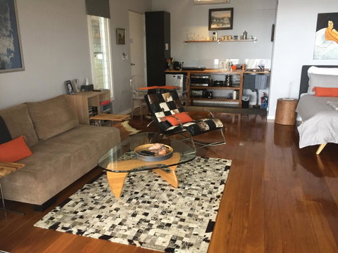 Smiths Lake House - Kalgoorlie Accommodation 8