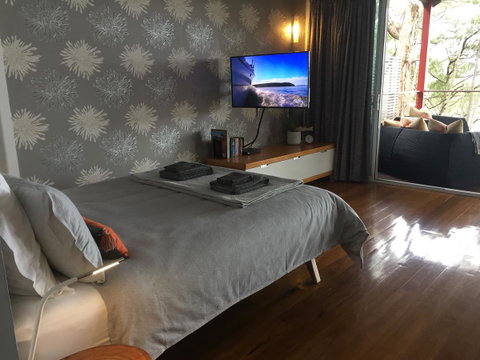 Smiths Lake House - Kalgoorlie Accommodation 3