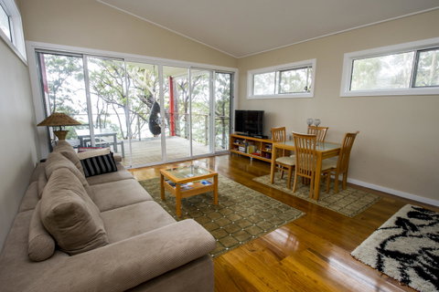 Smiths Lake House - Kalgoorlie Accommodation 23