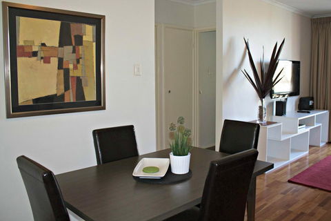 Adelaide DressCircle Apartments - Archer Street - Kalgoorlie Accommodation 23