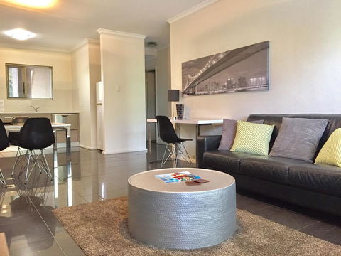 Adelaide DressCircle Apartments - Archer Street - Kalgoorlie Accommodation 7