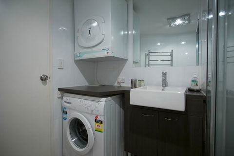 Adelaide DressCircle Apartments - Archer Street - Kalgoorlie Accommodation 16