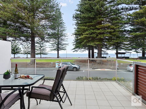 Breeze Beachfront Apartment - Kalgoorlie Accommodation 34