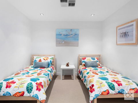 Breeze Beachfront Apartment - Kalgoorlie Accommodation 28