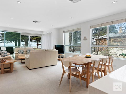 Breeze Beachfront Apartment - Kalgoorlie Accommodation 19