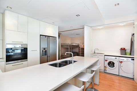 Breeze Beachfront Apartment - Kalgoorlie Accommodation 6