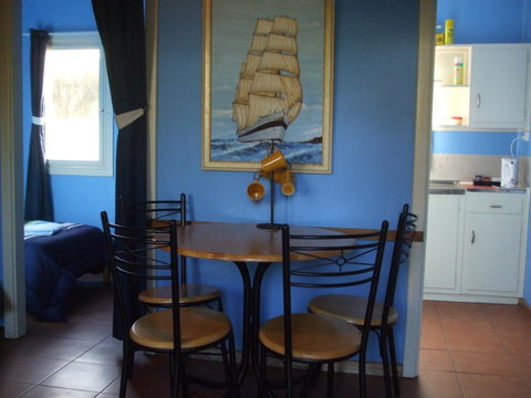 Casuarina Coastal Units - Kalgoorlie Accommodation 10