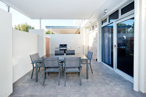 Loxton Courthouse Apartments - Kalgoorlie Accommodation 18
