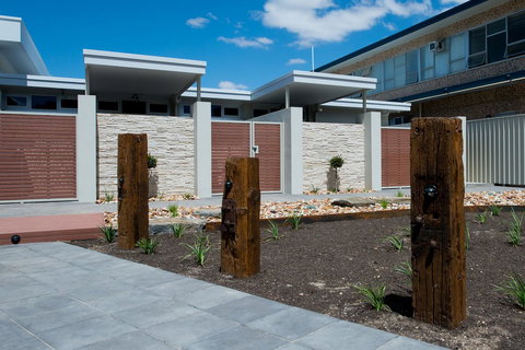 Loxton Courthouse Apartments - Kalgoorlie Accommodation 7