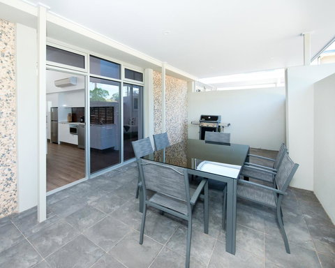 Loxton Courthouse Apartments - Kalgoorlie Accommodation 11