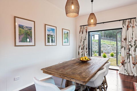 Esto House - Kalgoorlie Accommodation 8