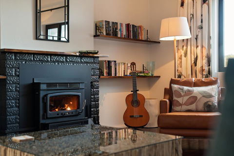 Esto House - Kalgoorlie Accommodation 6