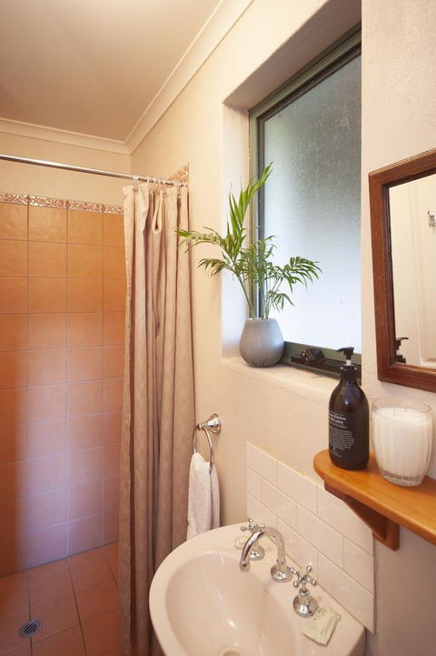 Angaston Saleyards Luxury Accommodation - Kalgoorlie Accommodation 10