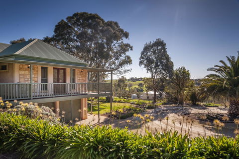 Angaston Saleyards Luxury Accommodation - Kalgoorlie Accommodation 32