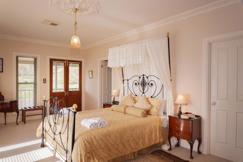 Angaston Saleyards Luxury Accommodation - Kalgoorlie Accommodation 6