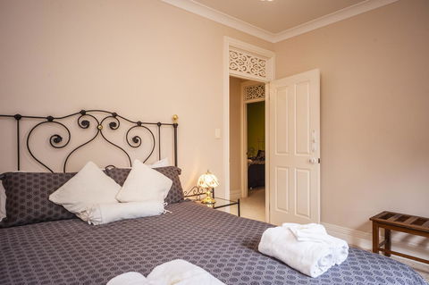 Angaston Saleyards Luxury Accommodation - Kalgoorlie Accommodation 3
