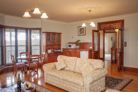 Angaston Saleyards Luxury Accommodation - Kalgoorlie Accommodation 26