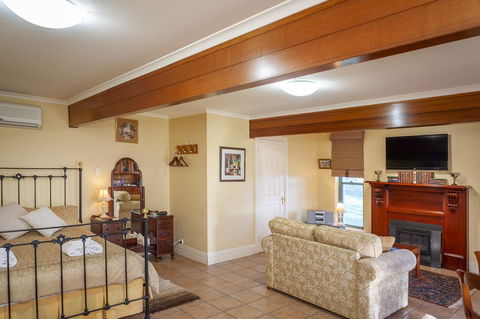 Angaston Saleyards Luxury Accommodation - Kalgoorlie Accommodation 20
