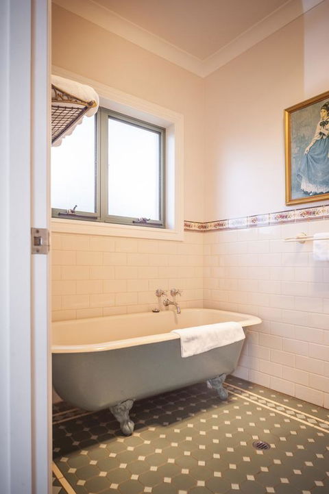 Angaston Saleyards Luxury Accommodation - Kalgoorlie Accommodation 13