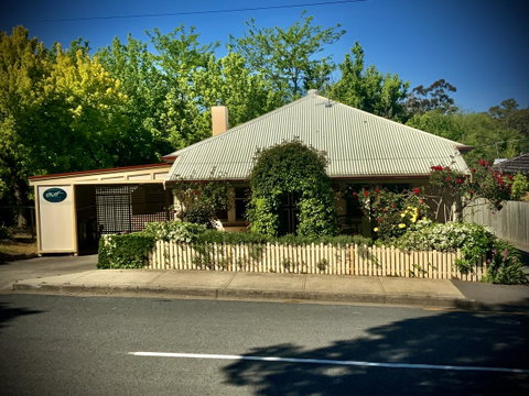 Oats Cottage - Kalgoorlie Accommodation 0