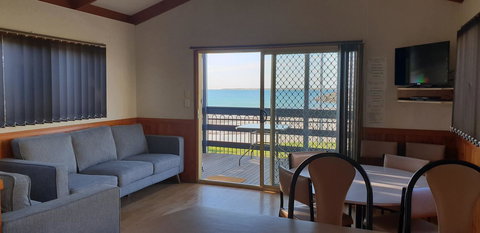Wallaroo Beachfront Tourist Park - Kalgoorlie Accommodation 5
