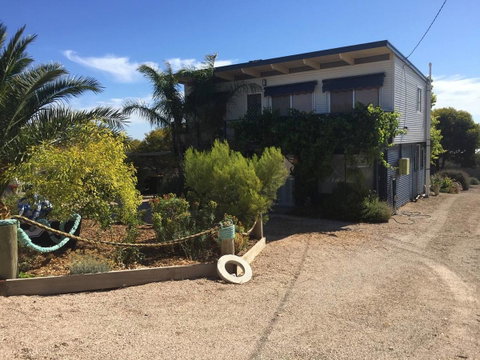 SHAKIN' SHACK - Kalgoorlie Accommodation 20
