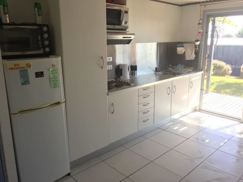 SHAKIN' SHACK - Kalgoorlie Accommodation 6
