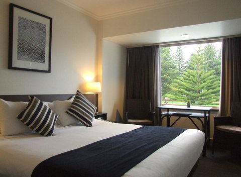 Nightcap At Hotel Victor - Kalgoorlie Accommodation 14