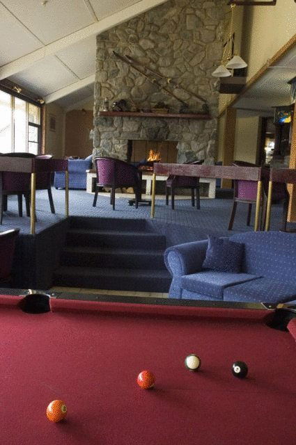 Snowy Gums Chalet - Kalgoorlie Accommodation 8