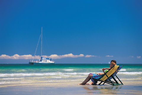 Adelaide Luxury Beach House - Kalgoorlie Accommodation 31